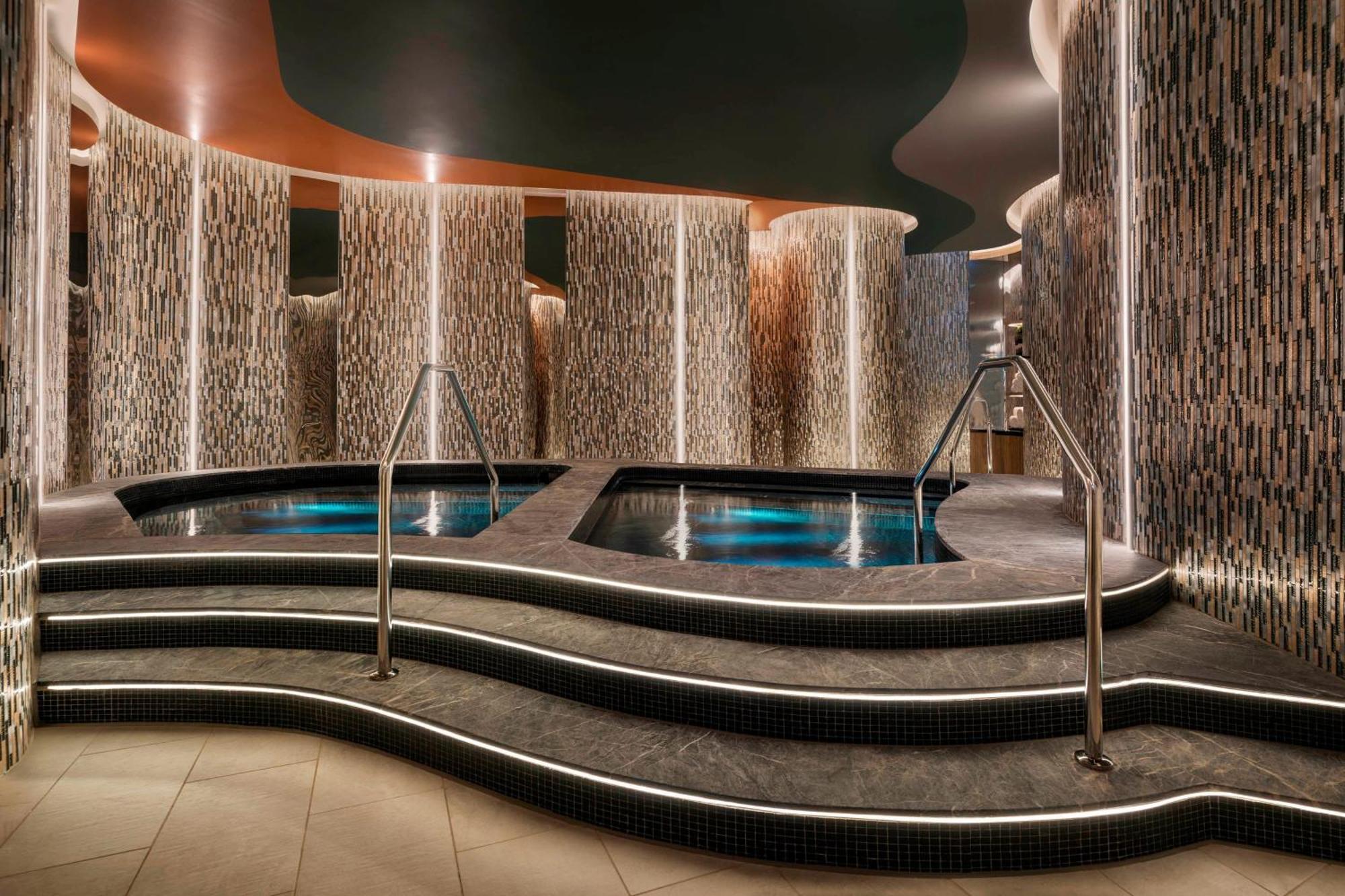 ดับเบิลยู บริสเบน Hotel ภายนอก รูปภาพ The spa at The Ivy Spa